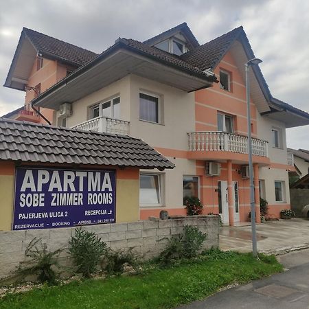 Apartments Zupan Šenčur 外观 照片
