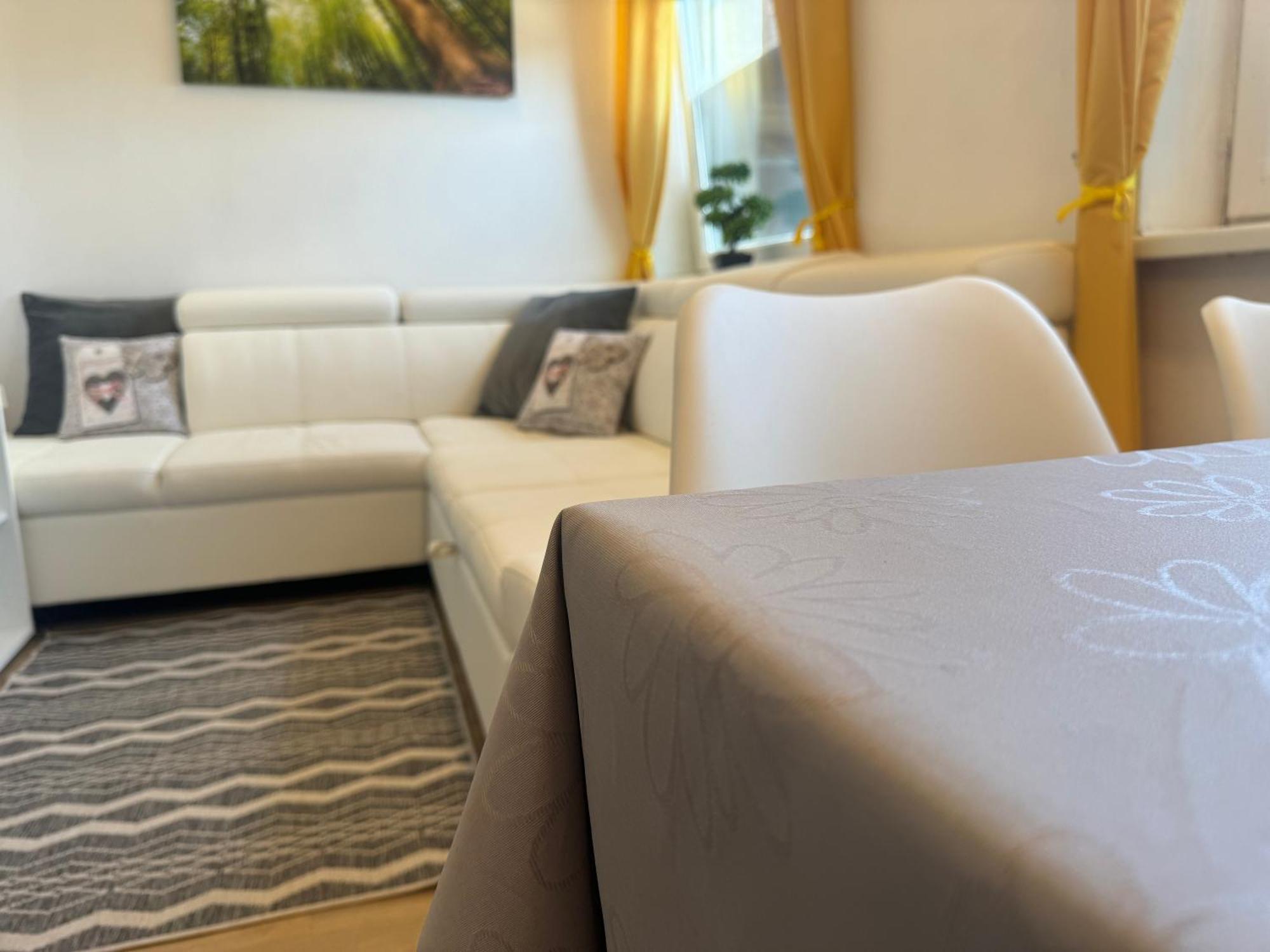 Apartments Zupan Šenčur 外观 照片